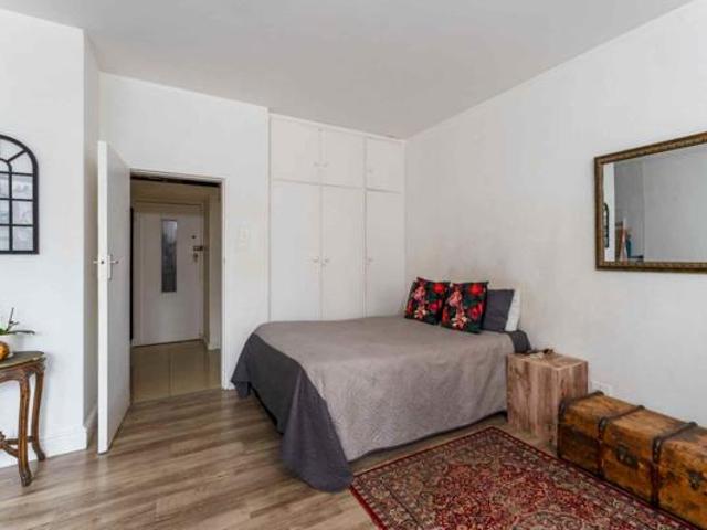 1 Bedroom Apartment in Foreshore