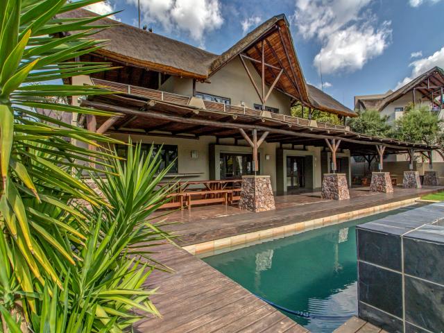 1 Bedroom Apartment in Fourways
