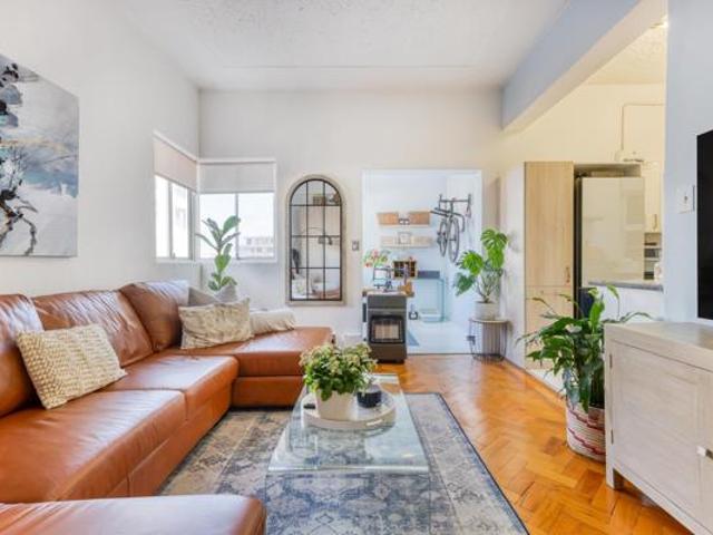 1 Bedroom Apartment in Fresnaye