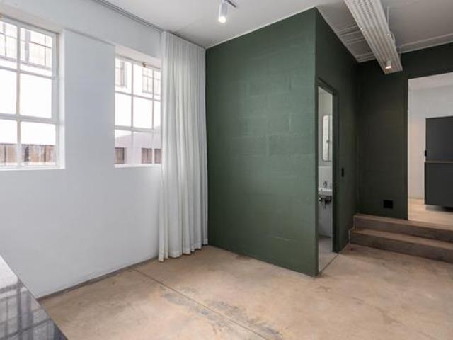 1 Bedroom Apartment in Gardens