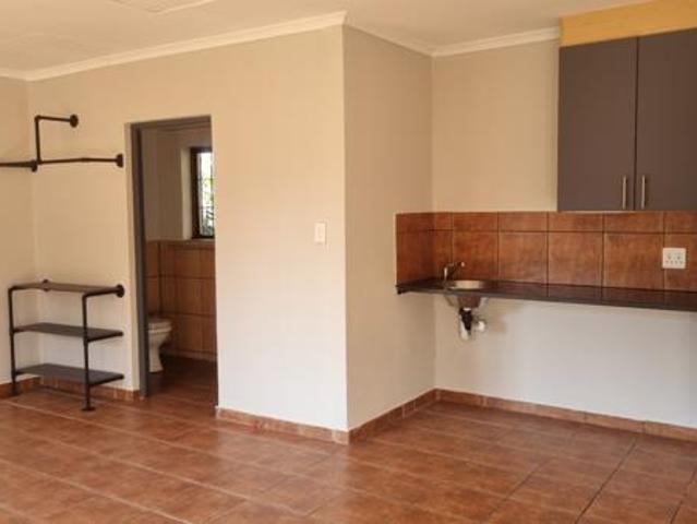 1 Bedroom Apartment in Gezina