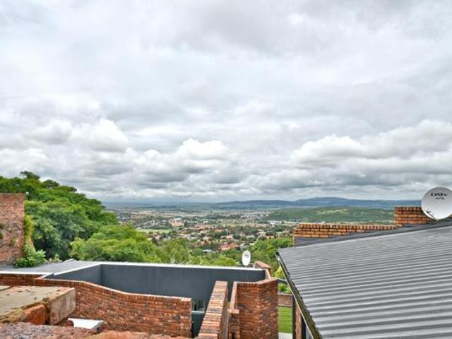 1 Bedroom Apartment in Glenvista