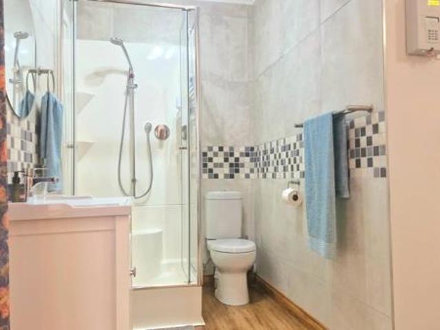 1 Bedroom Apartment in Glen Barrie