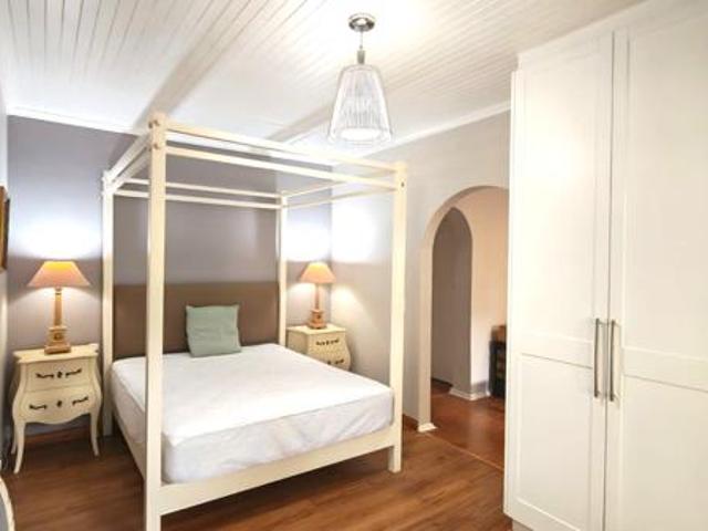 1 Bedroom Apartment in Glen Barrie