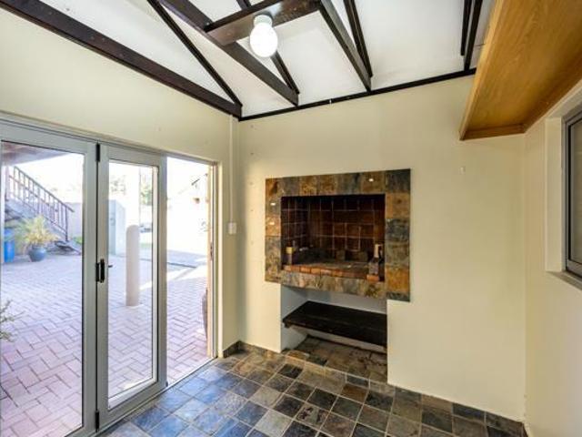 1 Bedroom Apartment in Gonubie