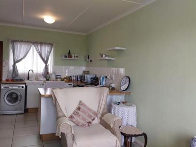 1 Bedroom Apartment in Gonubie