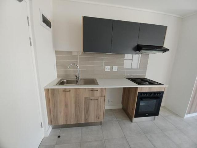 1 Bedroom Apartment in Gordons Bay Central