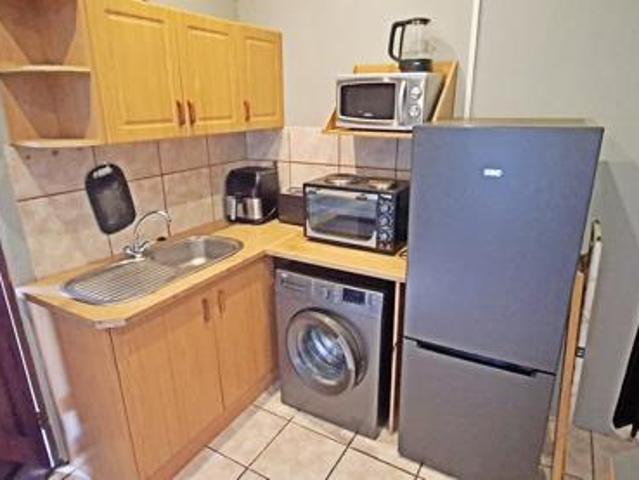 1 Bedroom Apartment in Gordons Bay Central