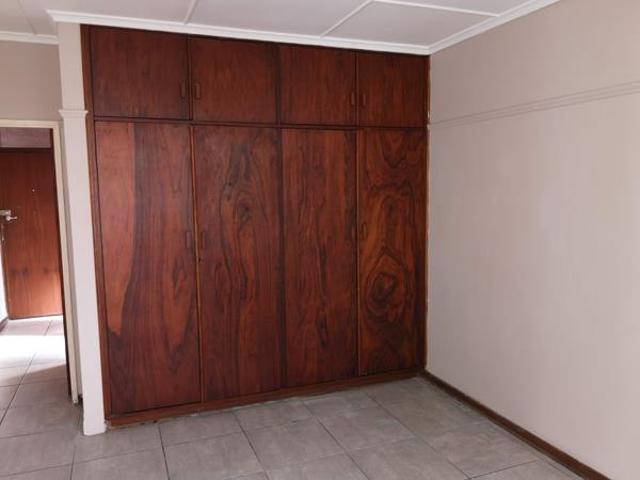 1 Bedroom Apartment in Grahamstown Central