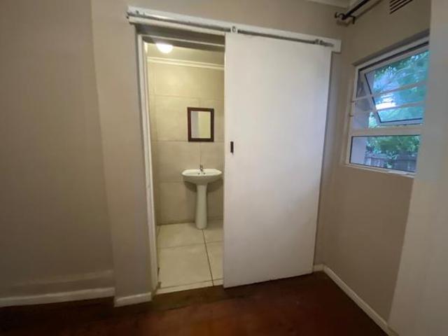 1 Bedroom Apartment in Grahamstown Makhanda Central