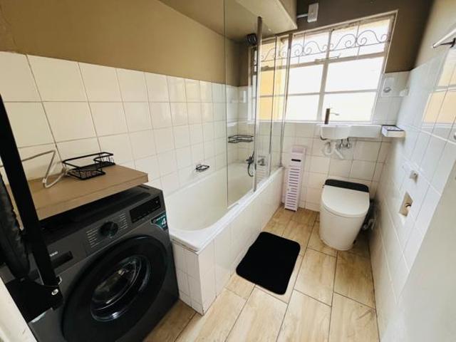 1 Bedroom Apartment in Green Point