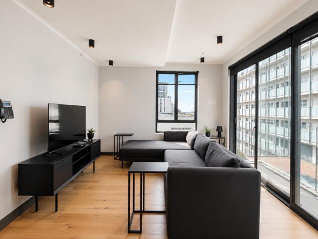 1 Bedroom Apartment in Green Point