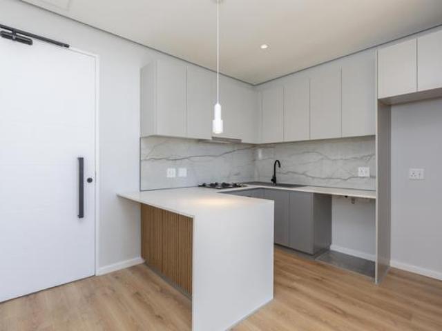 1 Bedroom Apartment in Green Point
