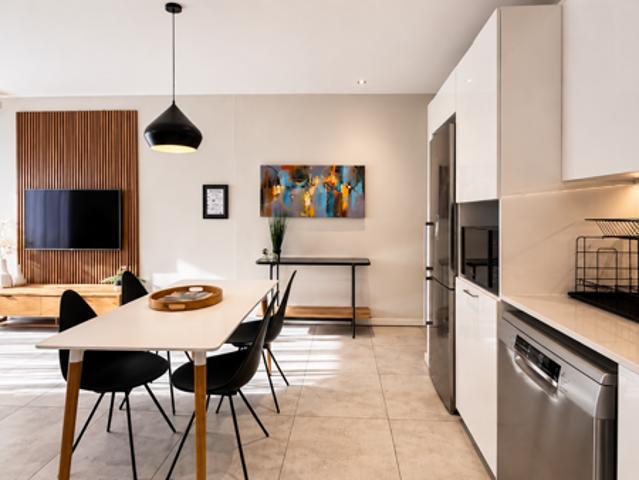 1 Bedroom Apartment in Green Point