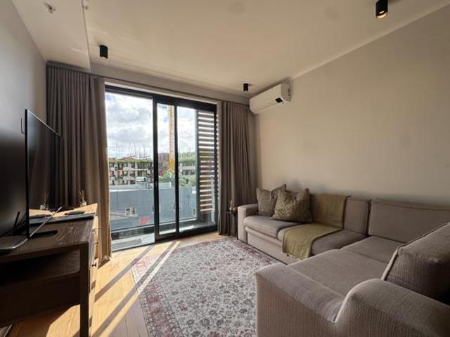 1 Bedroom Apartment in Green Point