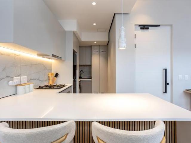 1 Bedroom Apartment in Green Point