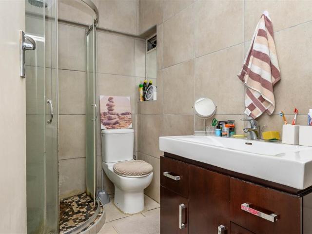 1 Bedroom Apartment in Humewood