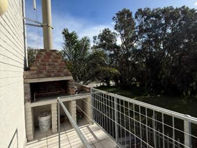 1 Bedroom Apartment in Humewood