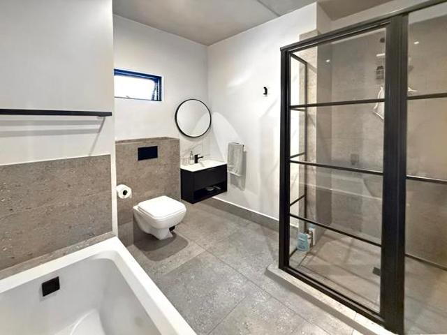 1 Bedroom Apartment in Hyde Park