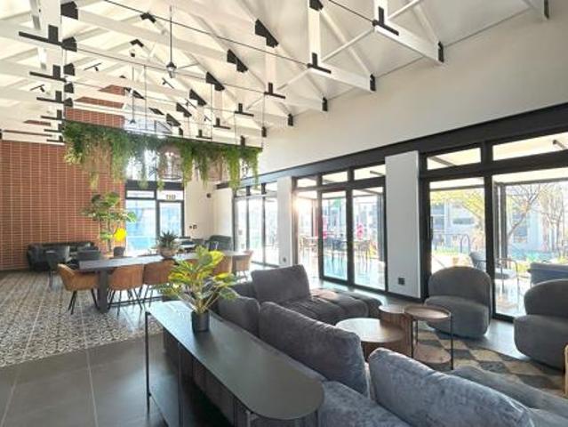 1 Bedroom Apartment in Helderfontein Estate