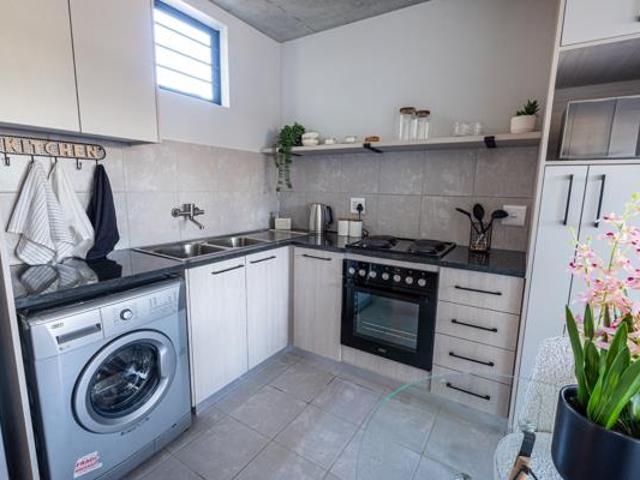 1 Bedroom Apartment in Hennopspark