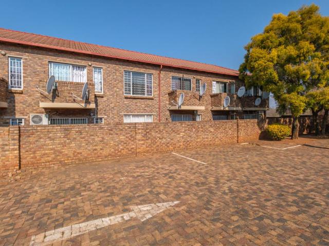 1 Bedroom Apartment in Highveld