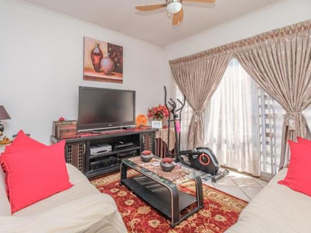 1 Bedroom Apartment in Highveld