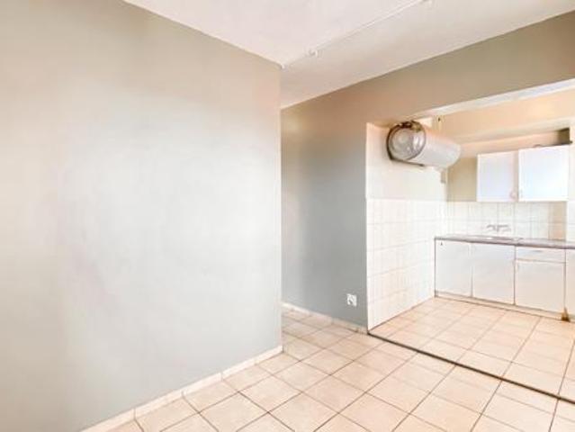 1 Bedroom Apartment in Hillbrow