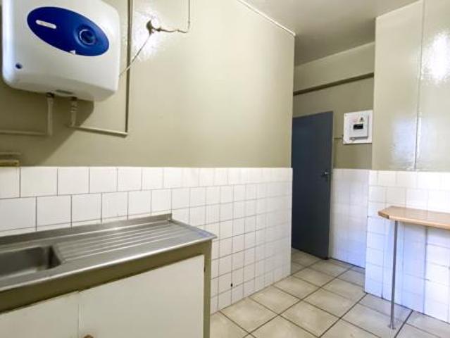 1 Bedroom Apartment in Hillbrow