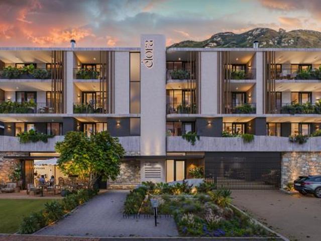 1 Bedroom Apartment in Hout Bay Central