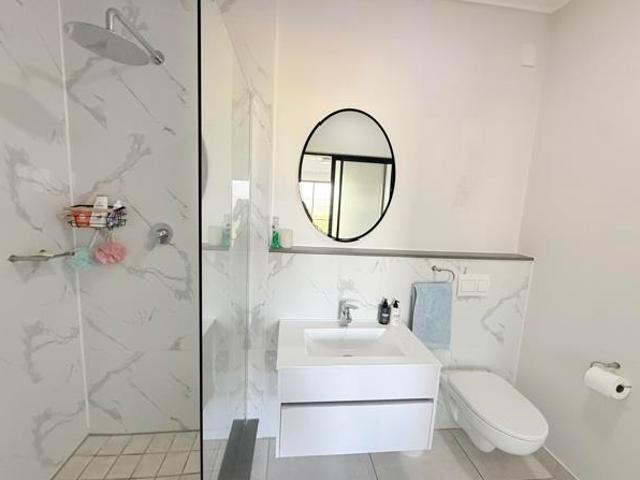 1 Bedroom Apartment in Izinga