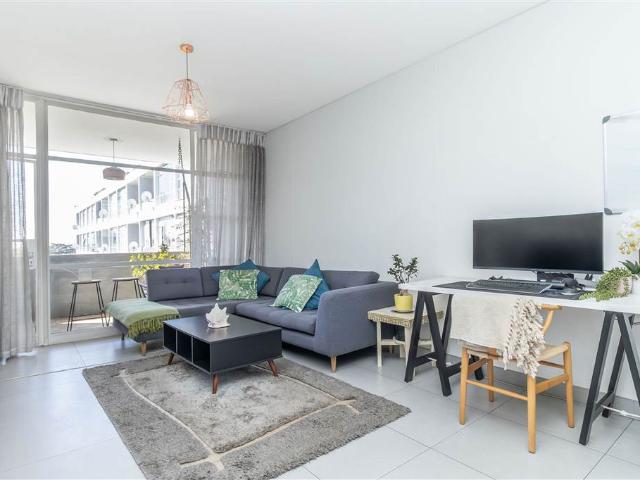 1 Bedroom Apartment in Illovo
