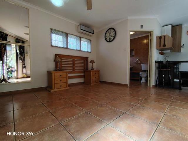 1 Bedroom Apartment in Impala Park