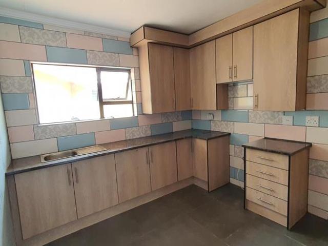 1 Bedroom Apartment in Irene Park