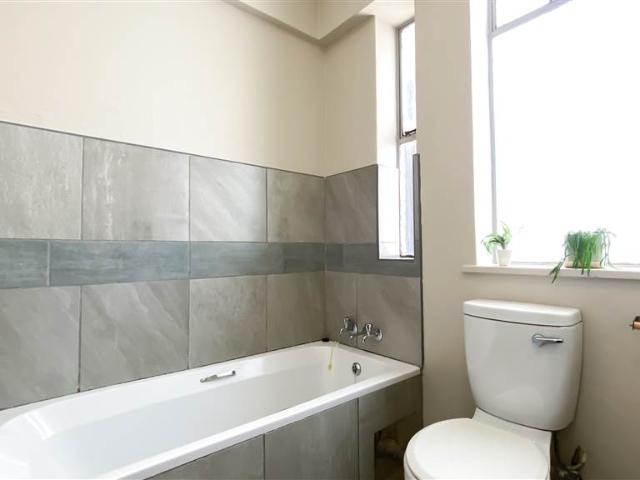 1 Bedroom Apartment in Johannesburg Central