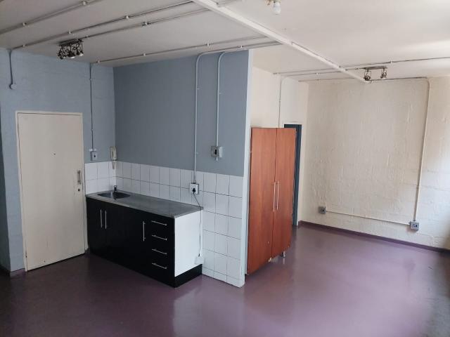 1 Bedroom Apartment in Johannesburg Central