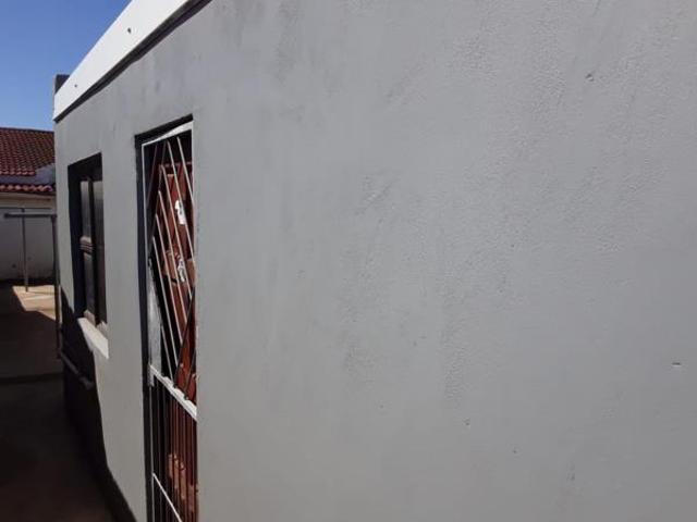 1 Bedroom Apartment in KwaZakhele