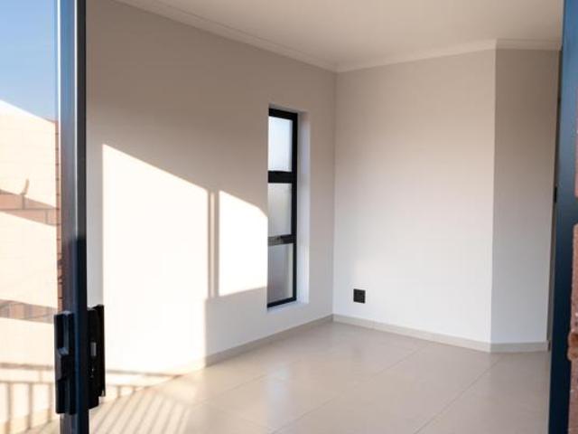 1 Bedroom Apartment in Kyalami