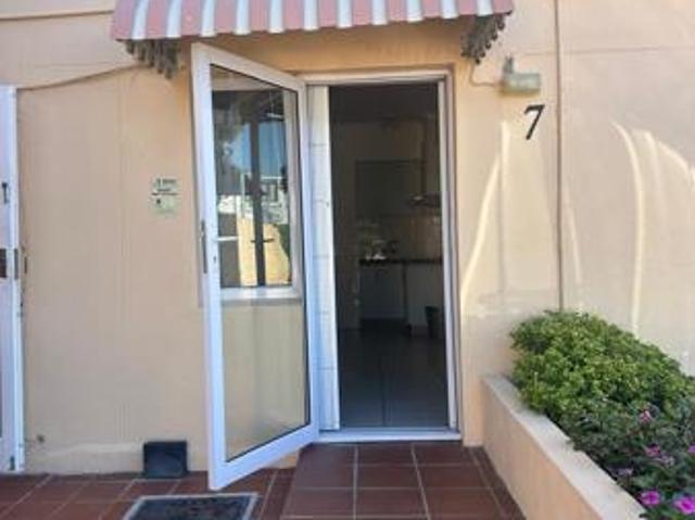 1 Bedroom Apartment in Kalk Bay