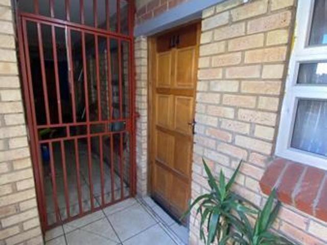 1 Bedroom Apartment in Kempton Park Central