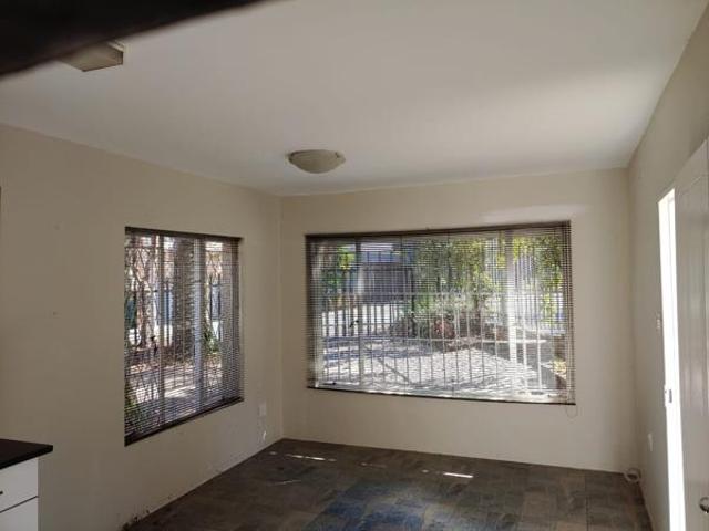 1 Bedroom Apartment in Kensington B