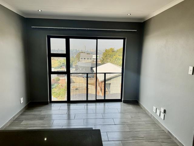 1 Bedroom Apartment in Kensington B