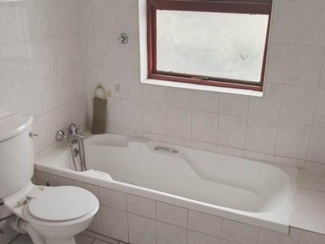 1 Bedroom Apartment in Kew