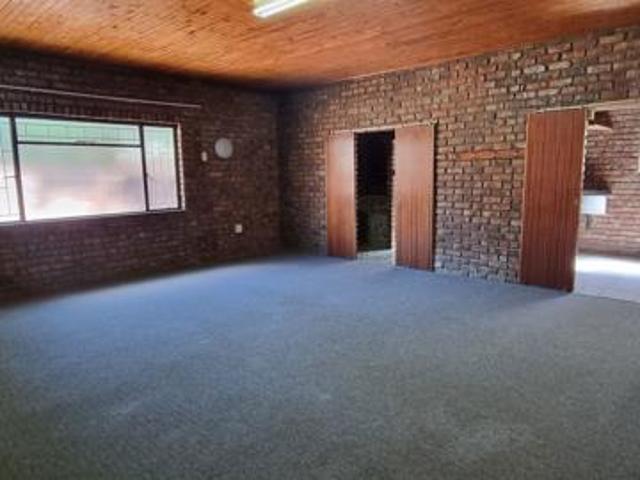 1 Bedroom Apartment in Kimberley Central