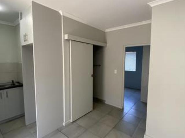 1 Bedroom Apartment in Klein Parys