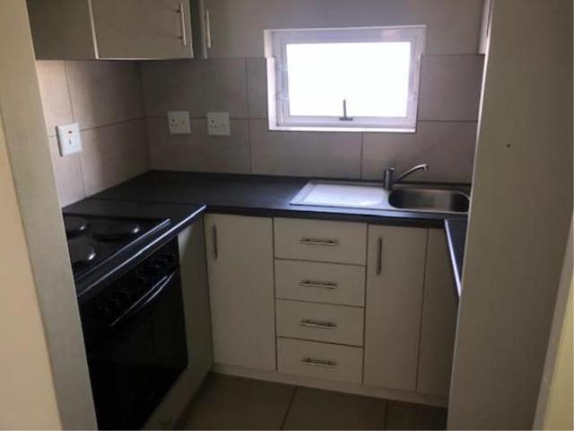1 Bedroom Apartment in Klein Parys