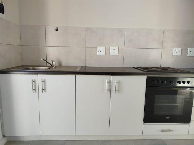 1 Bedroom Apartment in Klein Parys