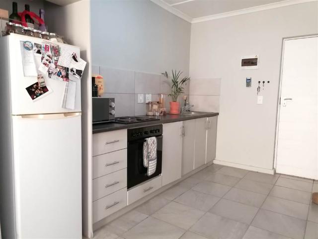 1 Bedroom Apartment in Klein Parys