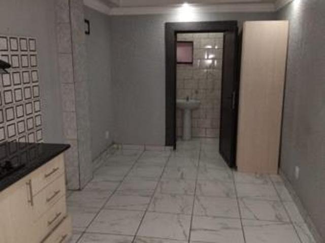 1 Bedroom Apartment in Klerksdorp Central
