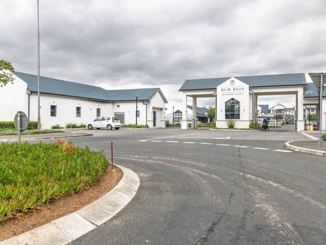 1 Bedroom Apartment in Kraaifontein